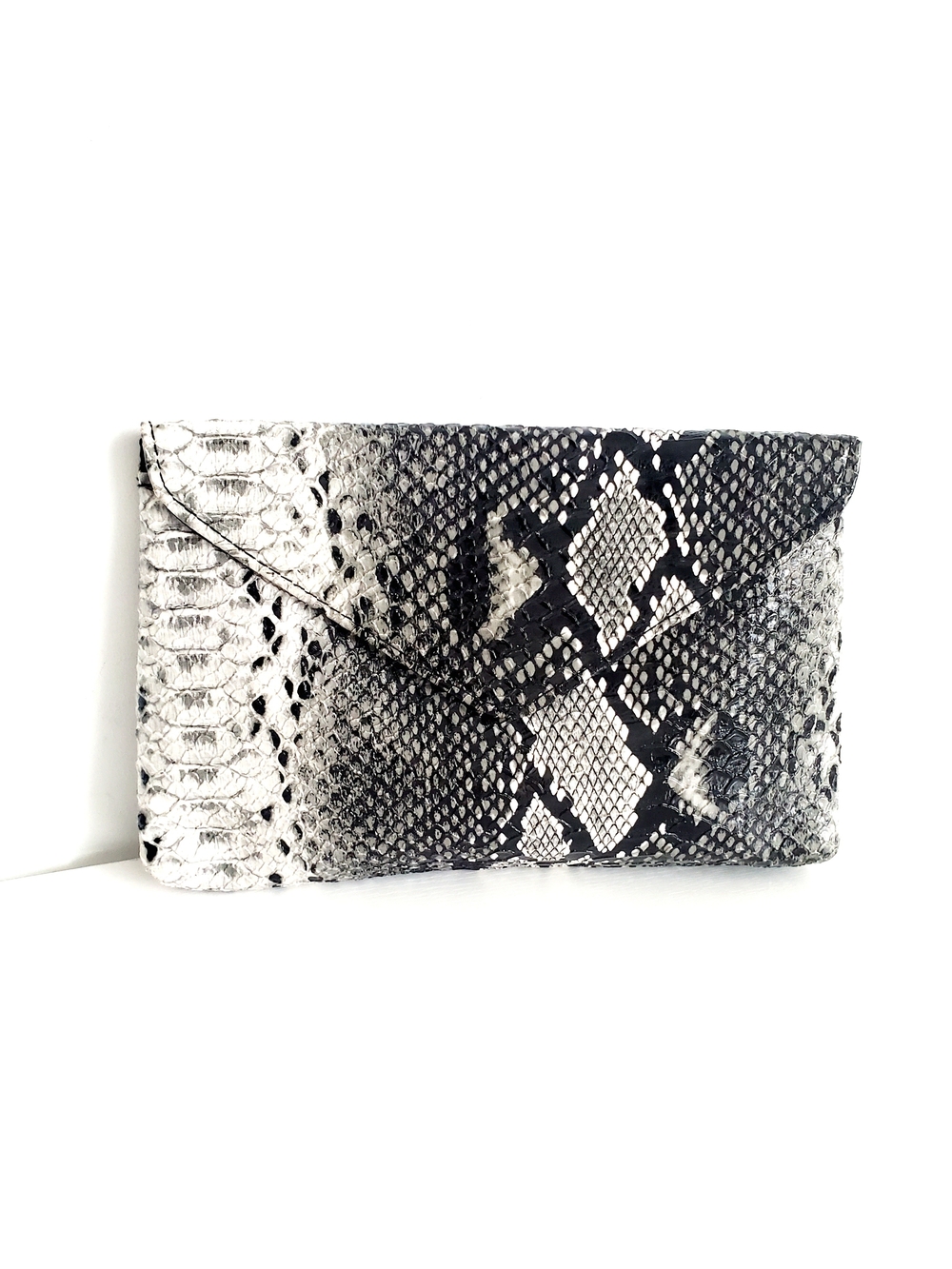 Python-Print Envelope Clutch - Black & White